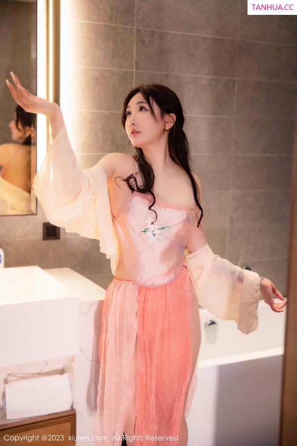 江真真  [XiuRen]高清写真图 2023.02.14 No.6262 江真真 古装美臀第22张图片